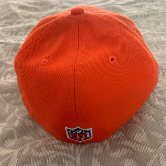 Denver Broncos fitted hat - Picture 3 of 5